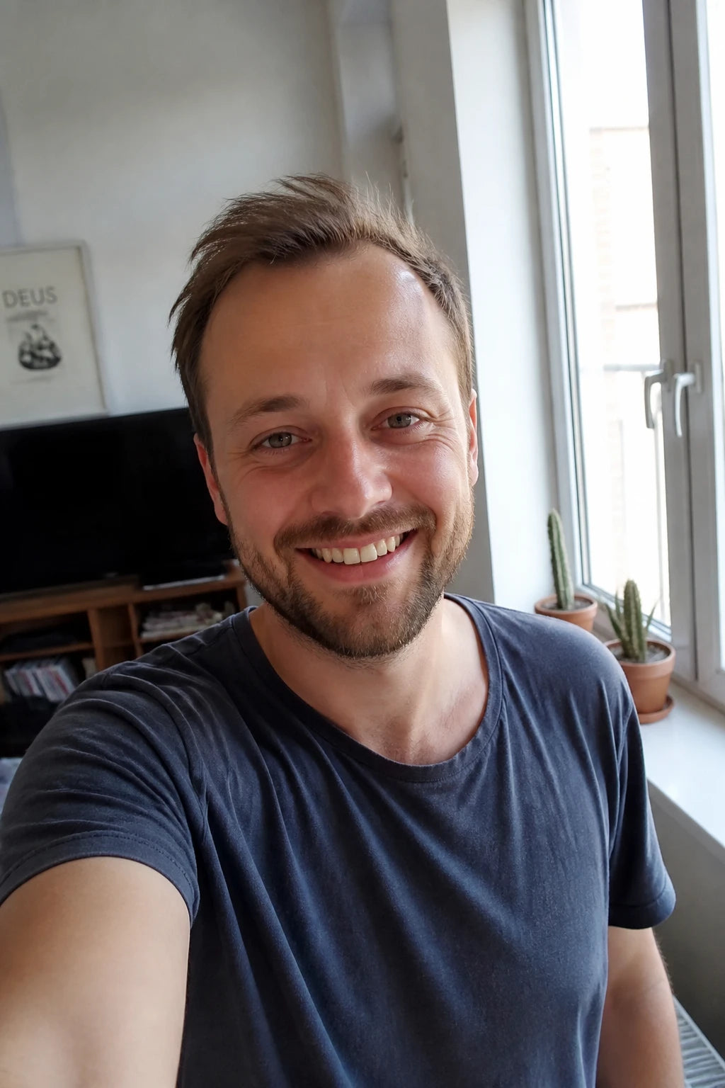Selfie von Daniel am Morgen nach Nacht 14: ausgeschlafen, leichtes Grinsen
